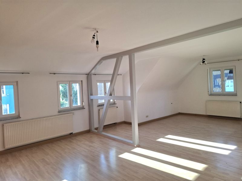Viel Platz in Calw: 3,5-Zimmer-Wohnung im Dachgeschoss